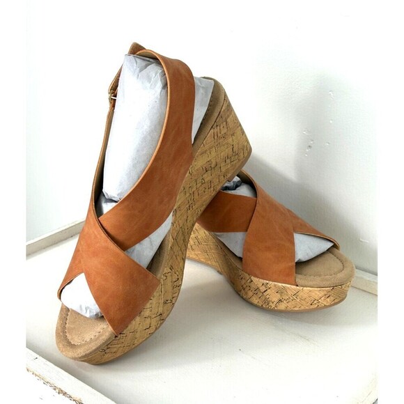 New CL By Laundry Dream Girl Women Size 9 Clay Nubuck Cork Wedge Sandal Slip On - Picture 3 of 10